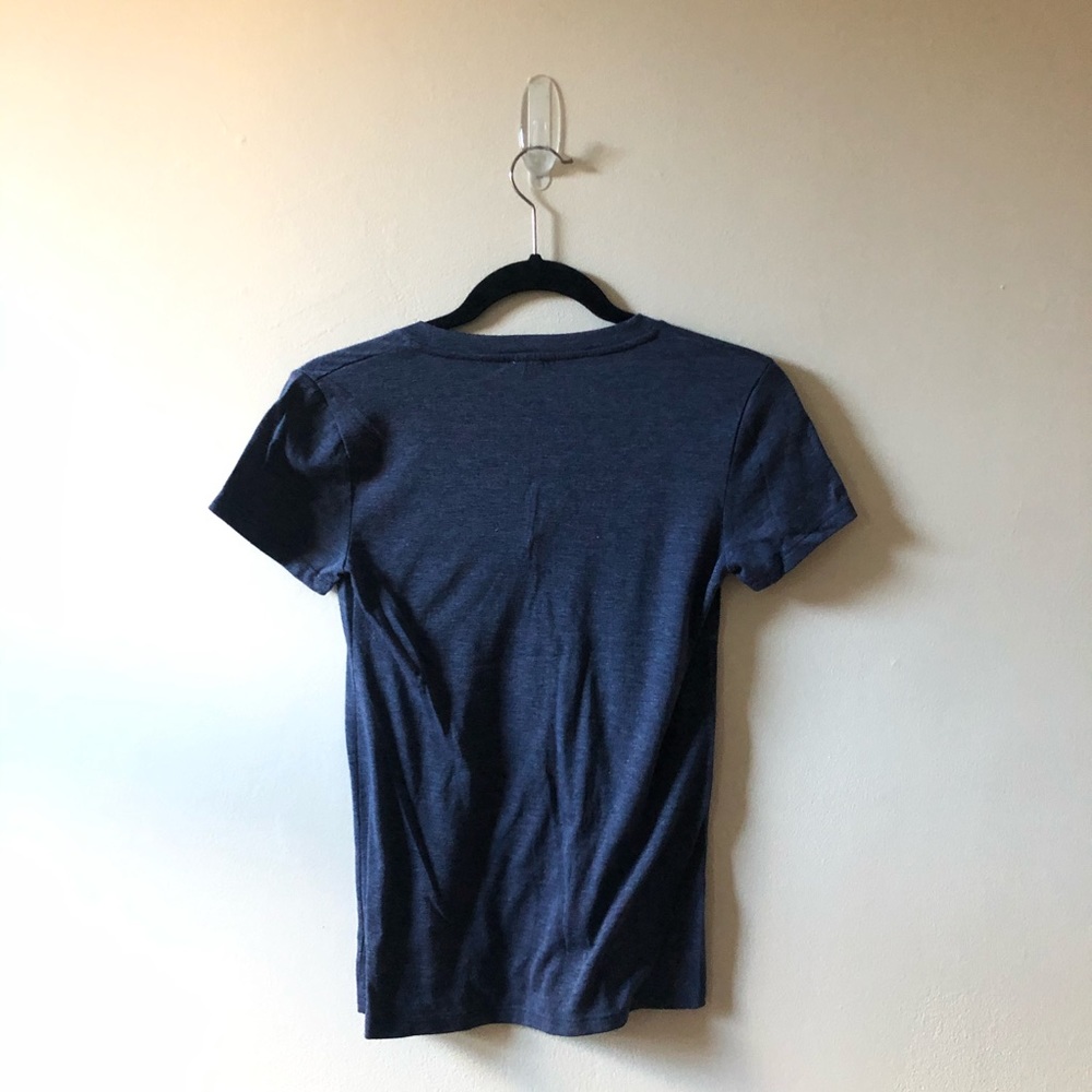 Lily White Heather Navy V Neck Tee Shirt - Picture 4 of 4